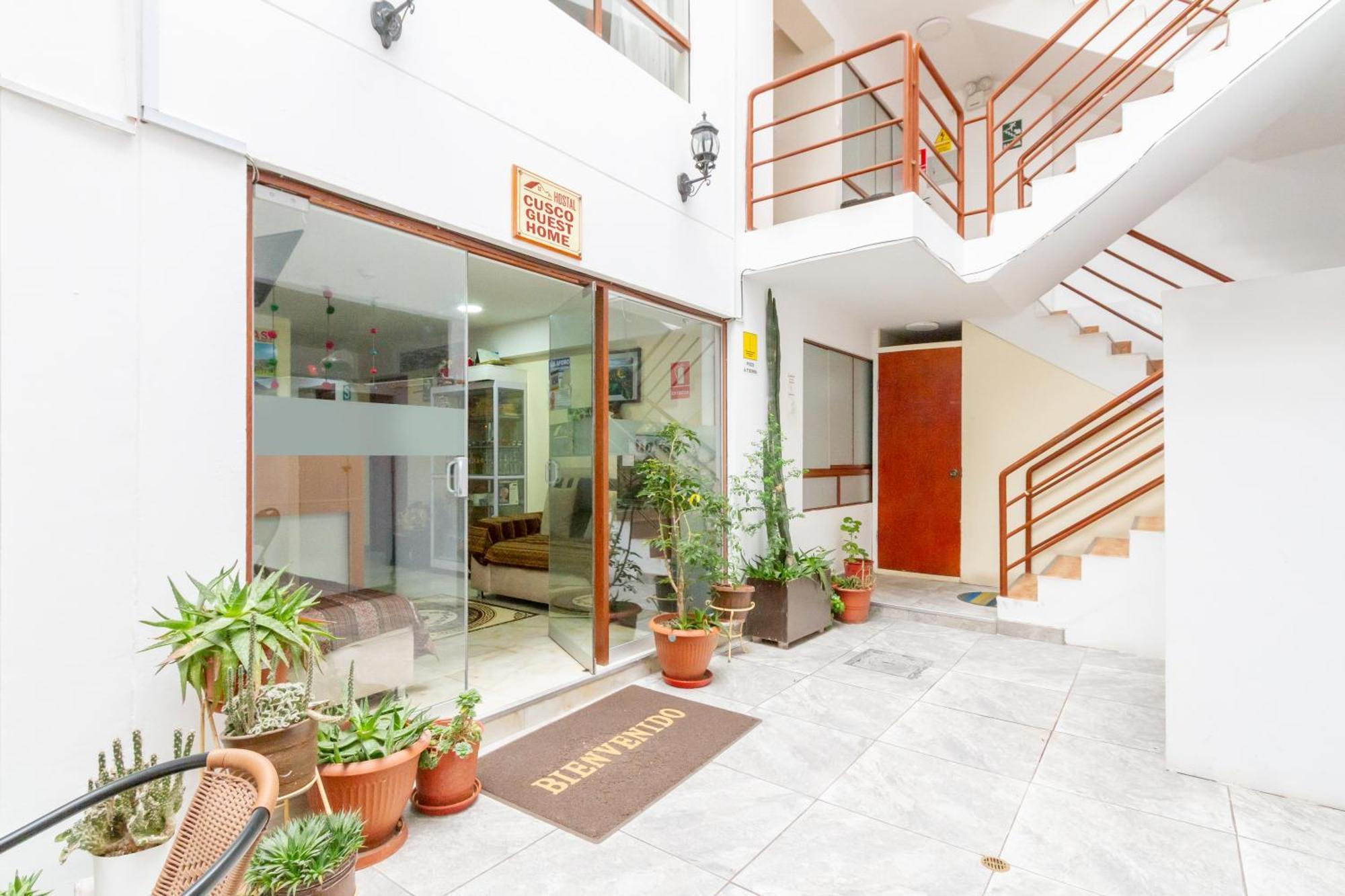Guest Guest house